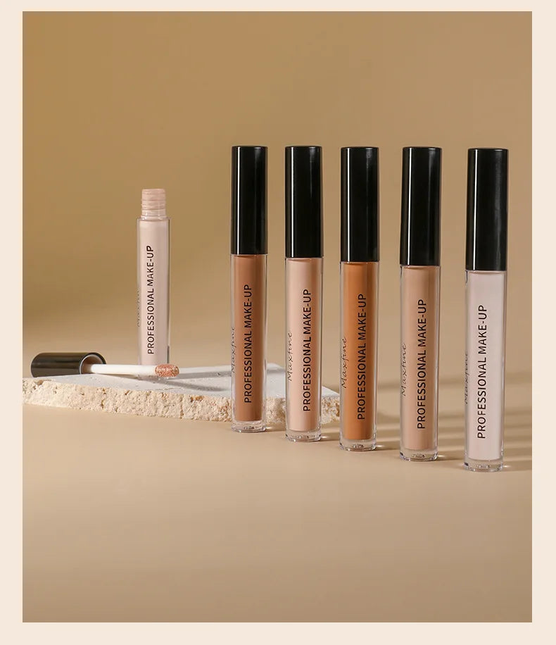 💄 Matte Liquid Concealer – Full Coverage